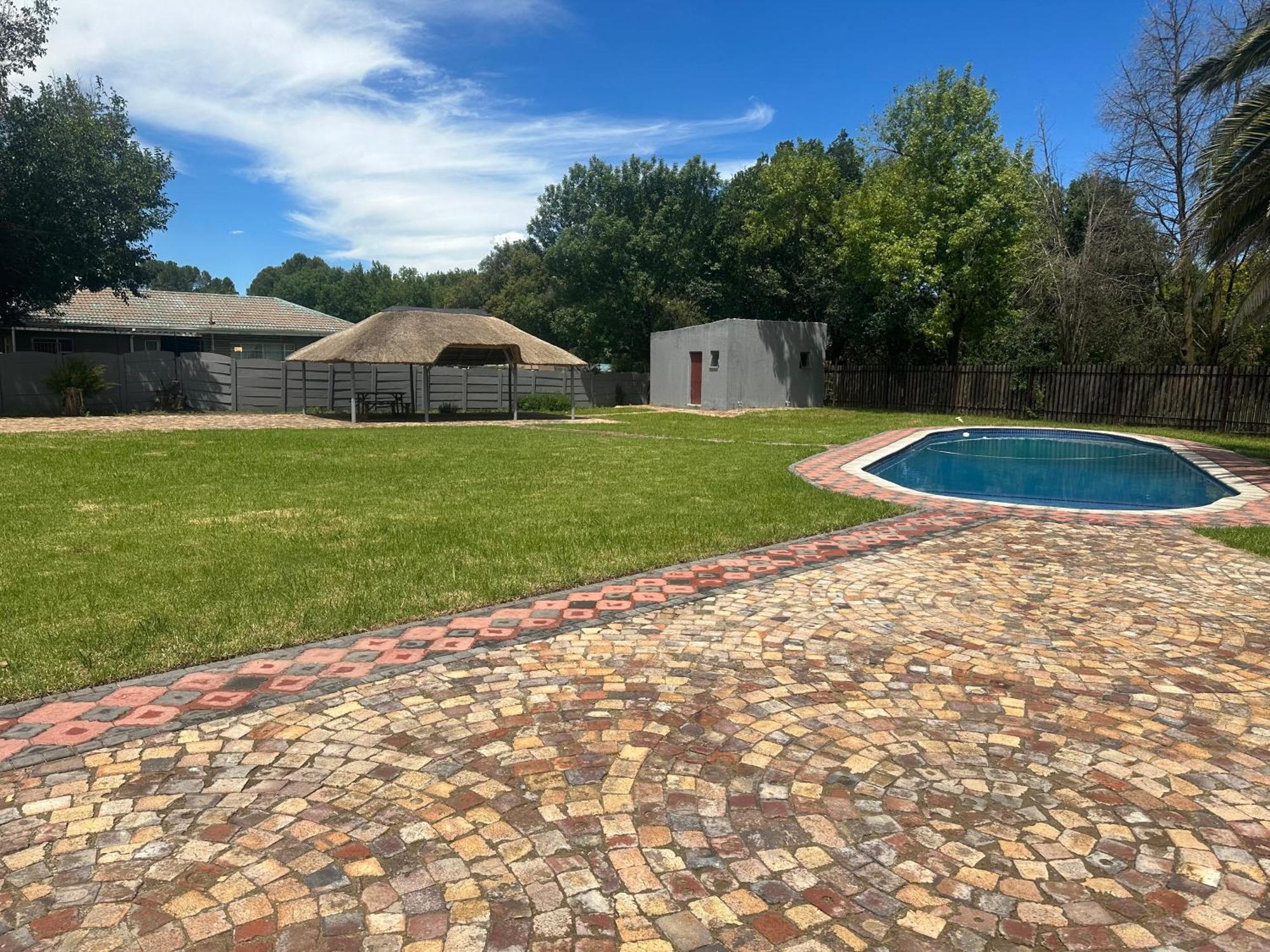 Starpoint Guest House Vereeniging Esterno foto